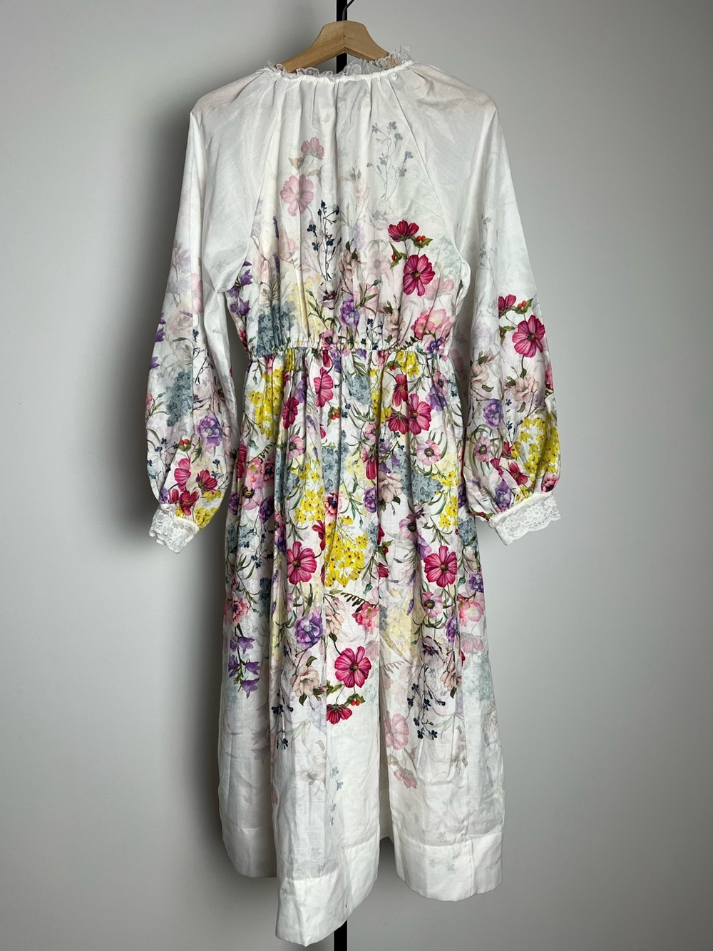 NWT Let Me Be Floral Midi Dress - Picture 5 of 13